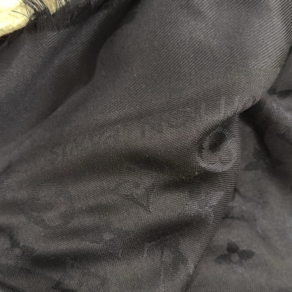 LV navy large scarf - Picture 3 of 4